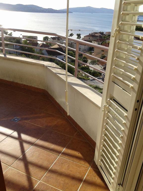 Villa Stella โตรกีร์ ภายนอก รูปภาพ